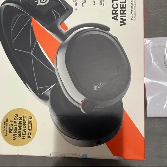 STEELSERIES ARCTIS 9 WIRELESS